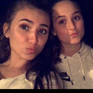 Meet your Posher, Maria